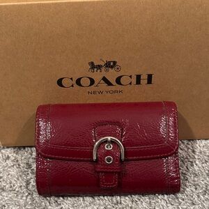 Coach Red Patent Leather Women's Wallet **EUC**